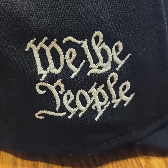 Black Baseball Cap LA - Picture 5 of 10